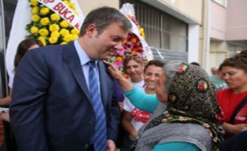 Buca Belediyesi'nden anlamlı proje: 'Ocaklar sönmesin, tencereler kaynasın'