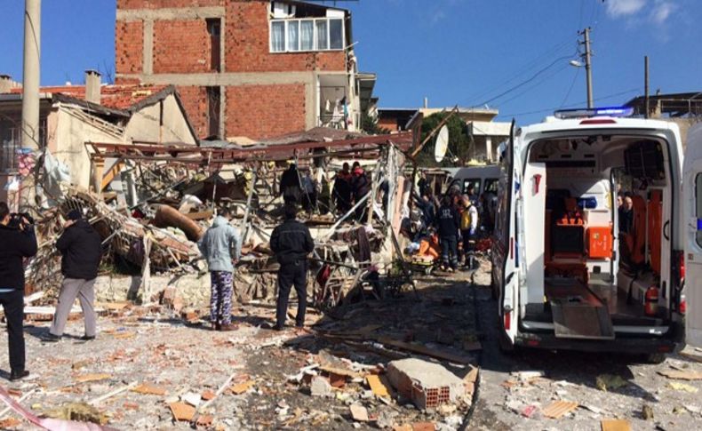 İzmir'de korkunç patlama: 1 ölü, 2 yaralı