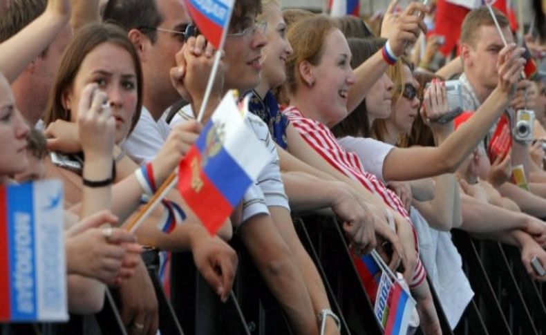 Bugün “Rusya Günü”; halkın yarısı ne bayramı olduğunu bilmiyor