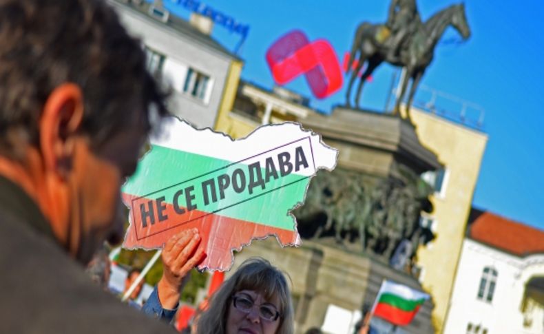 Bulgaristan'da yeni yasama yılı protestolarla başladı