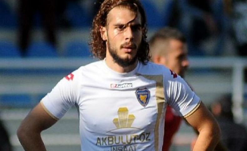 Bucaspor'da Burakcan imzalıyor