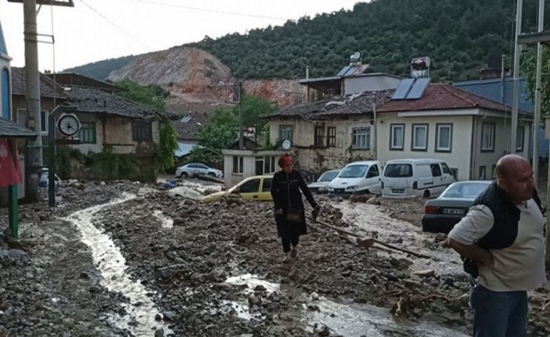 Bursa'da sel felaketi: 5 ölü, 1 kayıp