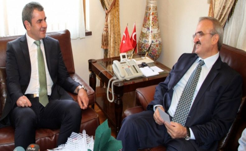 Bursa Valisi Münir Karaloğlu: Beşiktaş ile olan kavgayı da bitirmemiz lazım