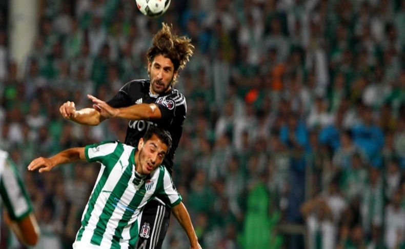 Bursaspor: 0 â€“ Beşiktaş: 2 (İlk Yarı)