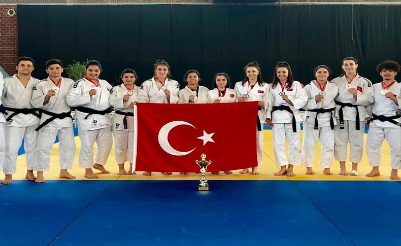 İzmir Büyükşehir Belediyesi sporcuları 2019'a damga vurdu