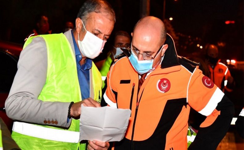 Büyükşehir tüm gücüyle sahada! Çadır alanlarında iyilik noktaları kuruldu