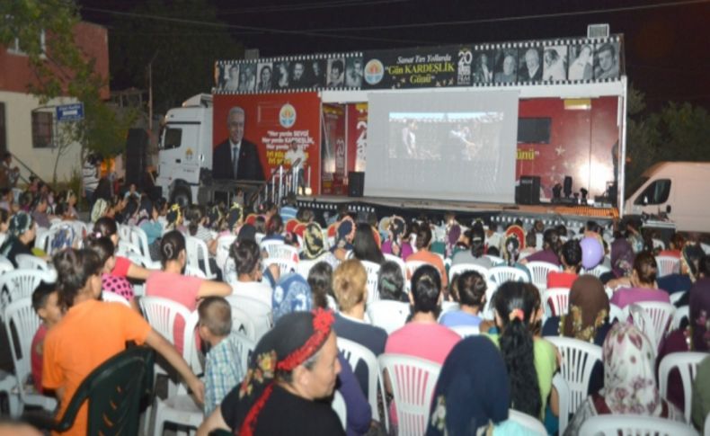Büyükşehir Sanat TIR'ı Kürkçüler'de