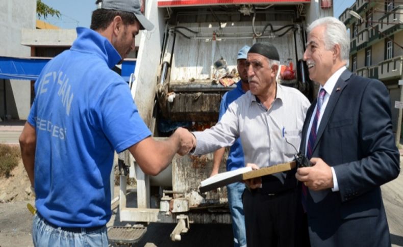 Büyükşehir yol ekipleri Sarıhamzalı Mahallesi’nde