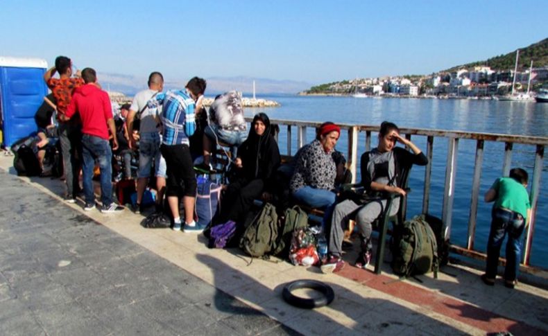 Can simitlerini ellerinden bırakamadılar