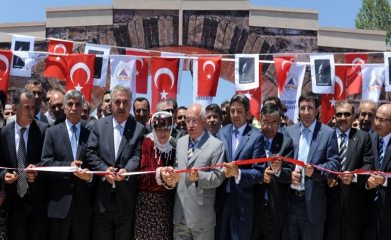 Cemil Çiçek: TSK İç Hizmet Kanunu'nun 35. maddesinin değişmesi olumlu