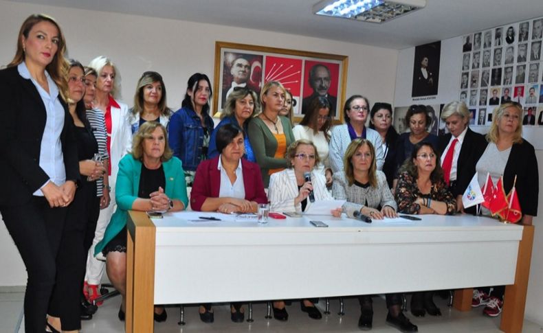 CHP’li kadınlar müftülere nikah kıyma yetkisini protesto etti