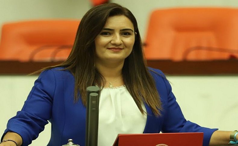CHP'li Kılıç'tan kadın üniversitesi çıkışı: Pembe otobüsten sonra...
