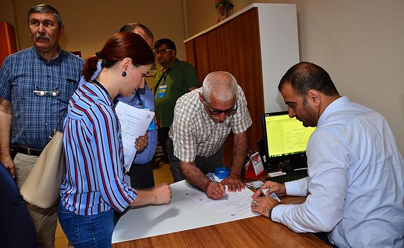 CHP'lilerden Akşener ve Karamollaoğlu'na imza desteği