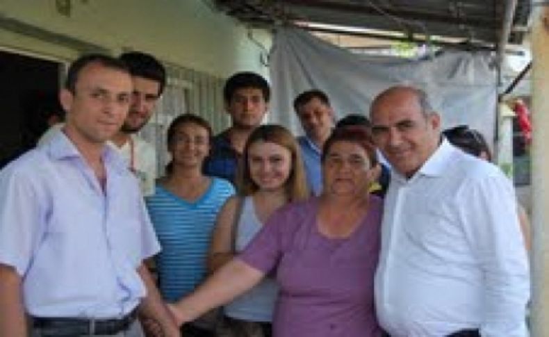 CHP Karabağlar İlçe Başkanı Polat Manduz'dan Vefa Örneği