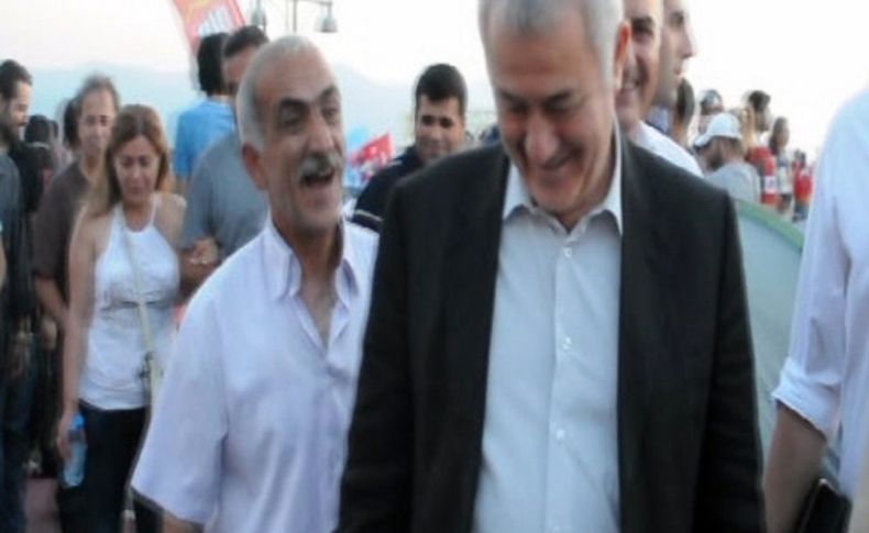 CHP Milletvekili, Başbakan Erdoğan’a hakaret eden eylemcilere para verdi (Özel)