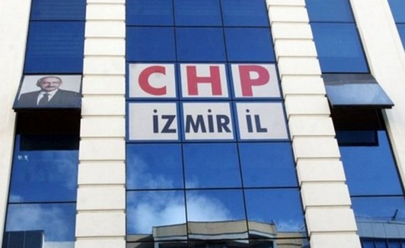 Krizin yaşandığı CHP Çiğli'den il binasına çıkarma