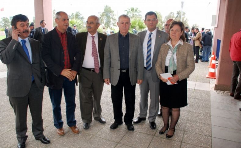 CHP’li vekillerden Silivri benzeri, askeri şantaj çetesi davasına yakın takip