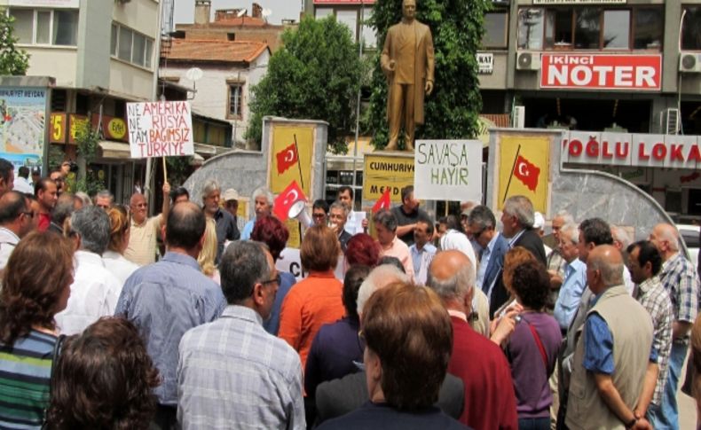 CHP’liler Reyhanlı’daki saldırıyı kınadı