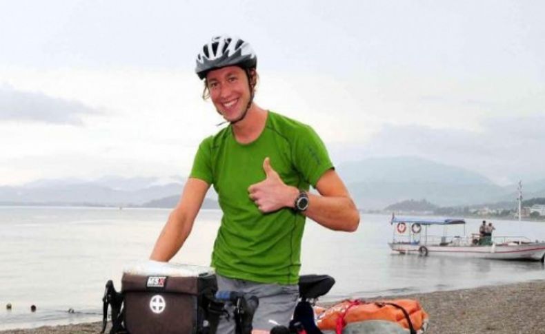 Çılgın alman 4 bin 300 kilometre pedal çevirdi, 8 ülke dolaştı