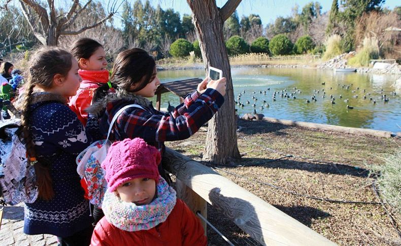 Çocuklar tatilde Doğal Yaşam Parkı'na koştu