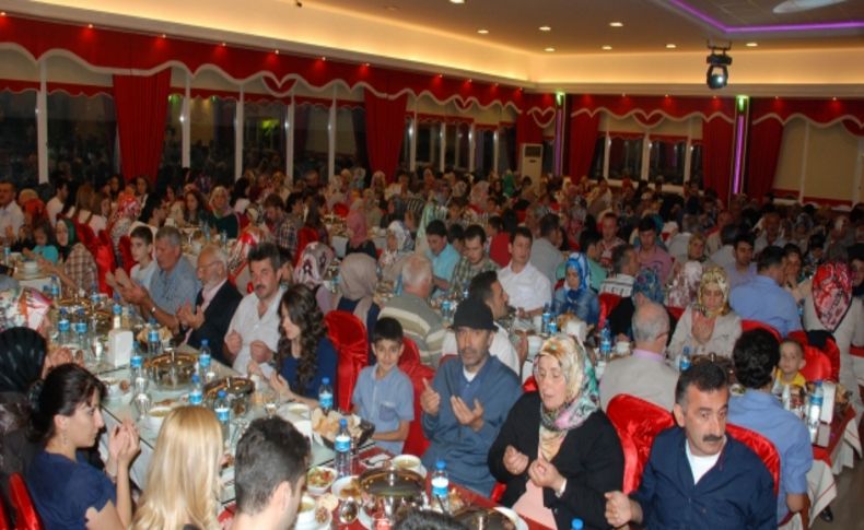 Çomoğluları iftarda buluştu
