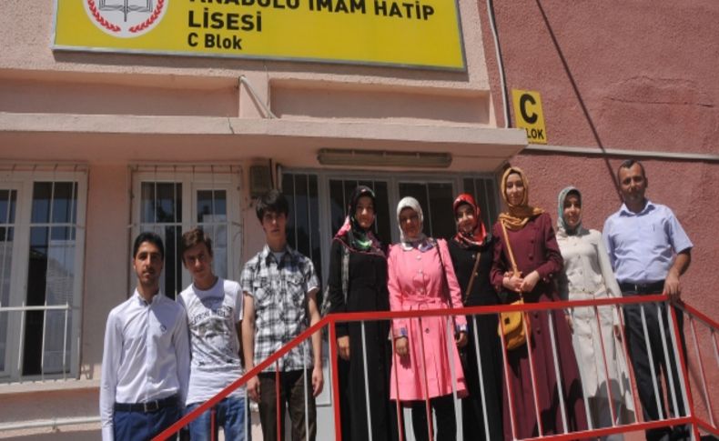 Çorum İmam Hatip Lisesi'nden, 15 yıl sonra tıp ve hukuk öğrencisi çıktı