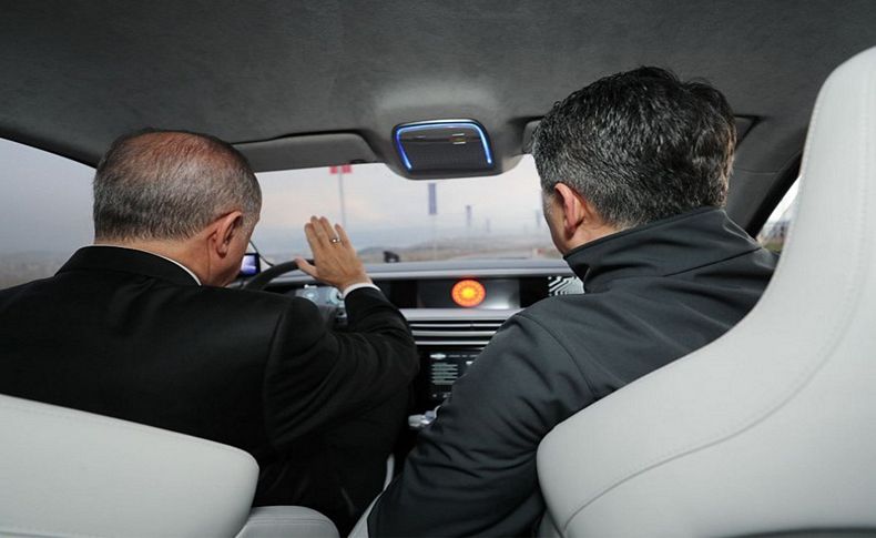 Cumhurbaşkanı Erdoğan, yerli otomobili kullandı