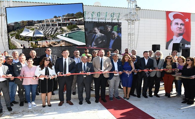 Cumhuriyet ve Demokrasi Parkı'na görkemli açılış