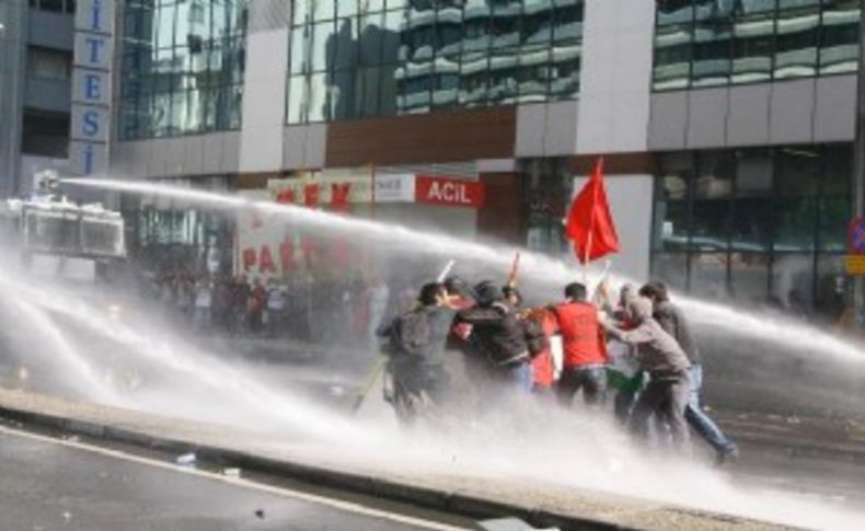 İzmir'de olaylı 1 Mayıs