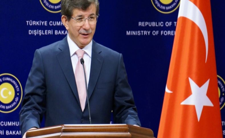 Davutoğlu: Ashton'ın Mısır'da Mursi ile görüşmesi önemli bir adım