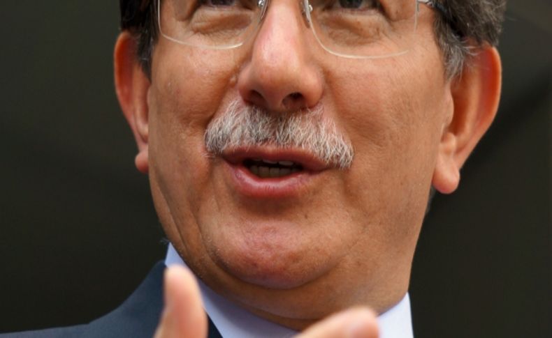 Davutoğlu: Kimyasal silah kullanılmasına caydırıcılık olmazsa arabuluculuk olmaz