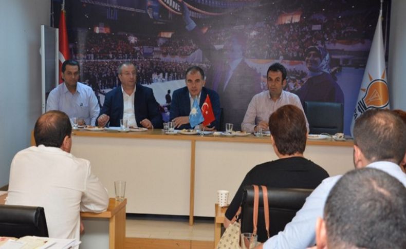 AK Parti İzmir'de erken seçim alarmı: İlçe başkanlarına hazır olun talimatı