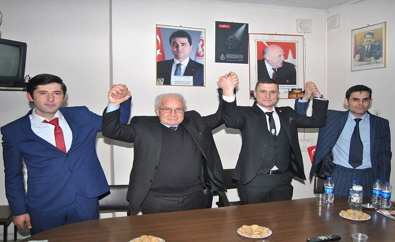 Demokrat Parti Ödemiş, Kiraz ve Beydağ için adaylarını tanıttı