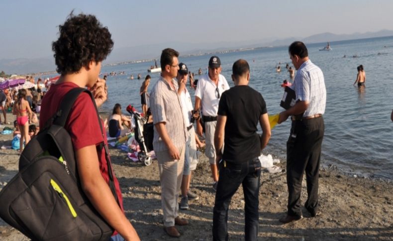 Denizde kalp krizi geçirdi