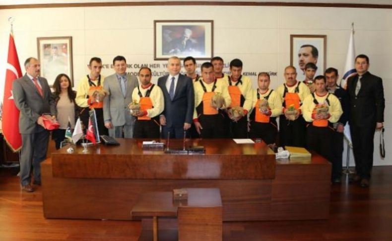 Denizli'de 'serada yeşeren umutlar' projesi