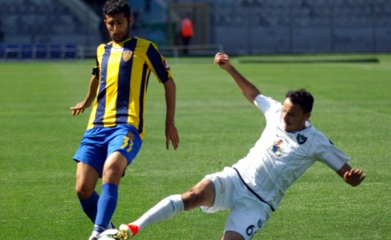 Denizlispor'a 3-0 yenilen 103 yıllık Ankaragücü 2. Lig'e düştü
