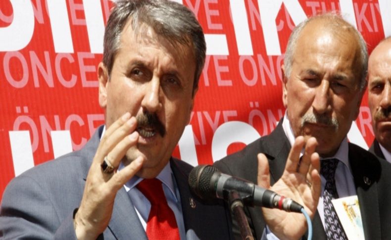Destici: Türkiye’nin asıl gündemleri yerine suni gündemler oluşturuluyor