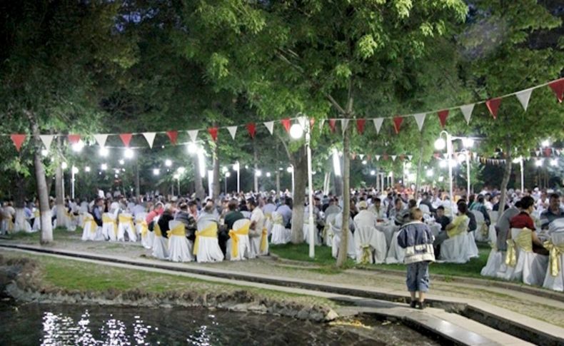 Develililer iftar sofrasında bir araya geldi