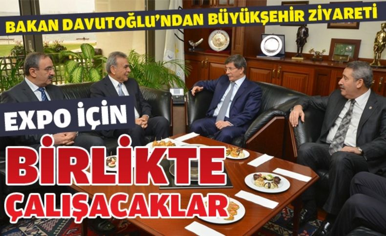 Dışişleri Bakanı Davutoğlu, Başkan Kocaoğlu’nu ziyaret etti