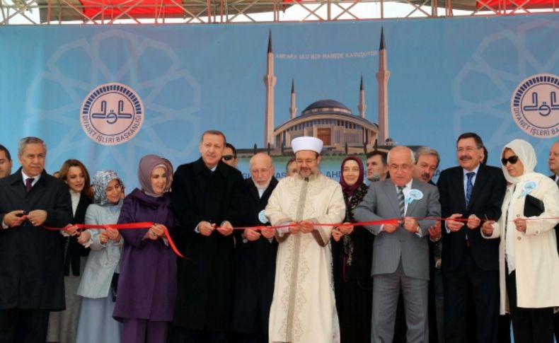 Diyanet İşleri Başkanlığı Ahmet Hamdi Akseki Camii açıldı