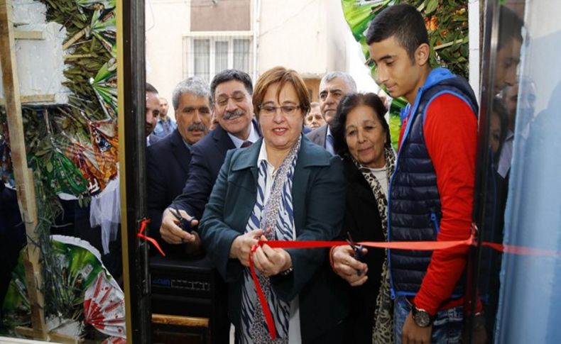 Konak'ta Dostgücü’ne dost eli değdi