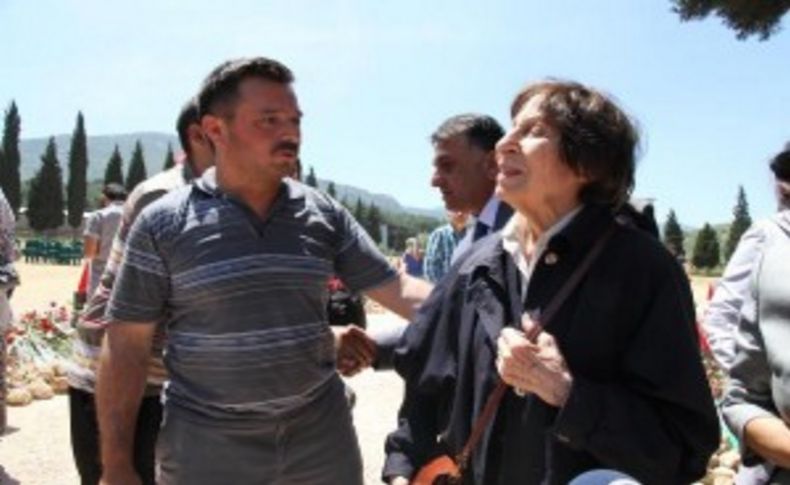 Ecevit: Bu dünyadan böyle ayrılmayı...
