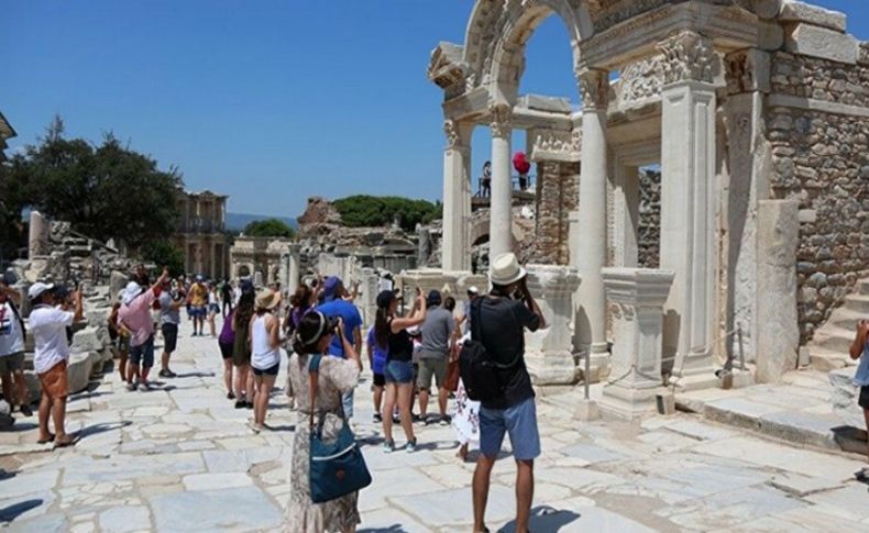 Efes Antik Kenti'ne ziyaretçi kotası geldi!