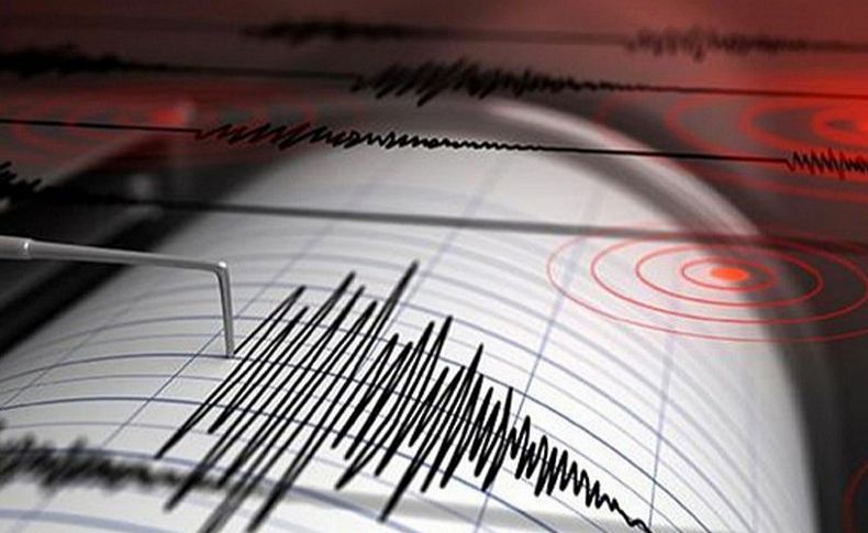 Ege'de korkutan deprem