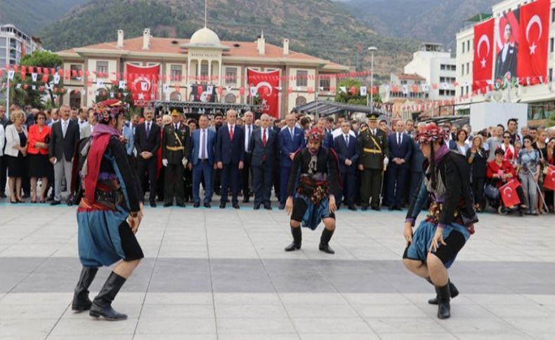 Ege'de Zafer Bayramı coşkusu