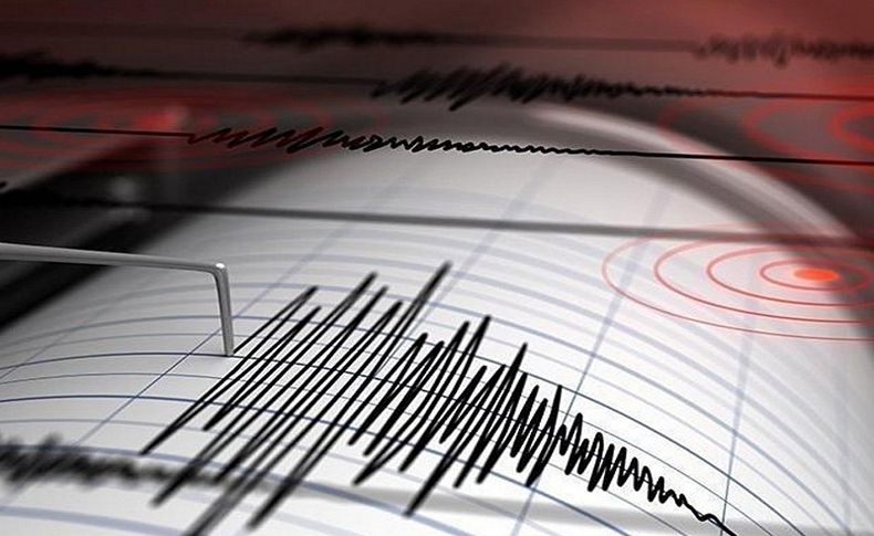 İzmir'de korkutan depremler