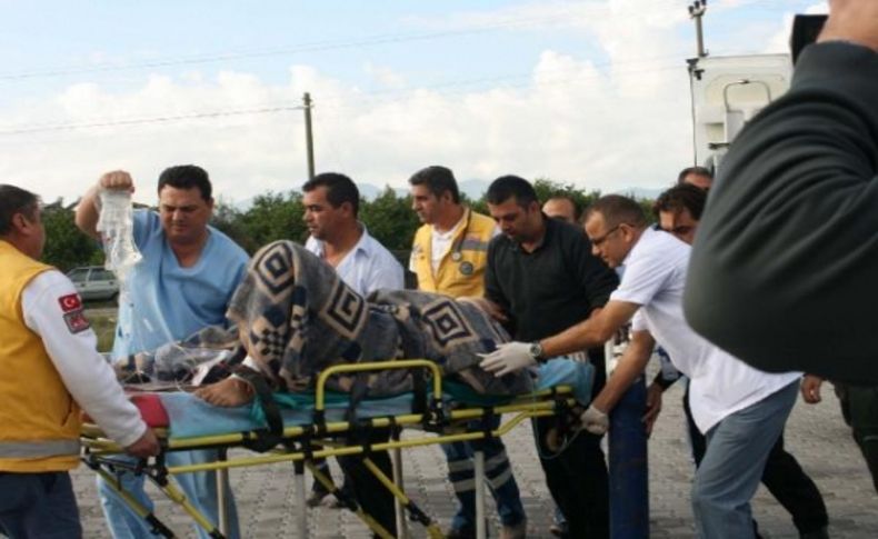 Elektrik direğinde akıma kapılan işçi askeri helikopterle sevk edildi