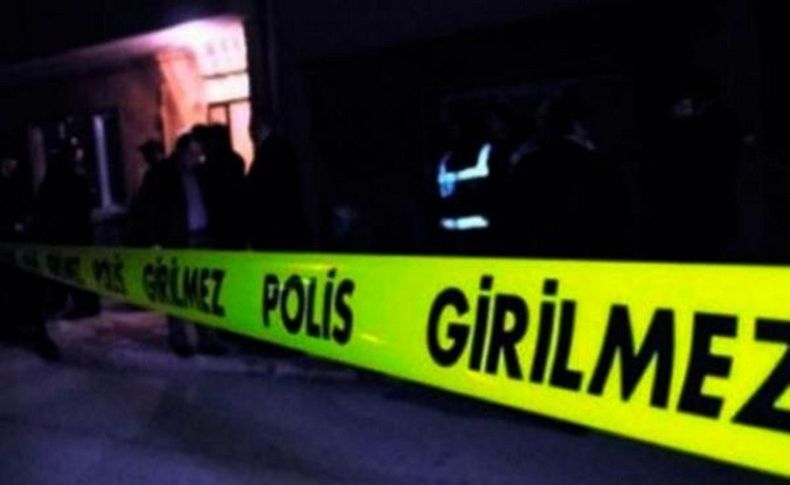 Emekli polis tartıştığı oğlunu öldürdü