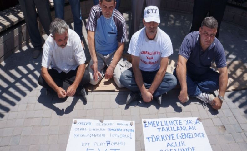 Emekliliği yaşa takılan 4 kişi ölüm orucuna başladı