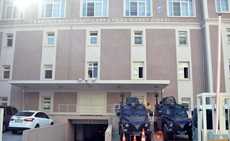 İzmir'de çifte operasyon: 24 gözaltı